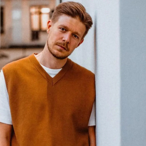 Никита Ефремов прокомментировал освобождение отца по УДО: «Это сложный момент для всех сторон»