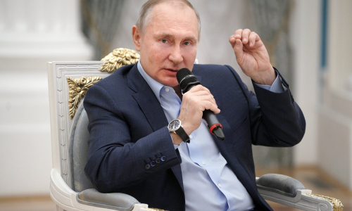 Путин потребовал увеличить доходы россиян