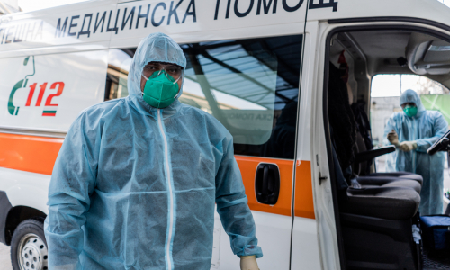 Минздрав Болгарии признал гибель десяти тысяч людей из-за ошибок при вакцинации