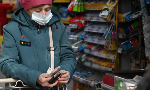 В марте пенсии россиян сократились на 0,2%